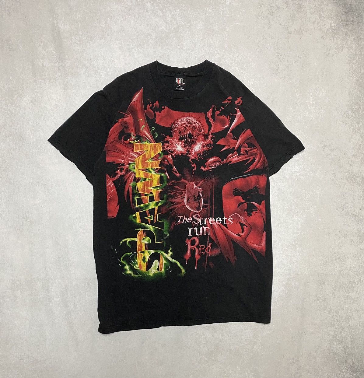 Giant × Vintage Insane Giant Vintage Streetwear Grail 1997 Spawn AOP Tee XL Size US XL / EU 56 / 4 - 1 Thumbnail