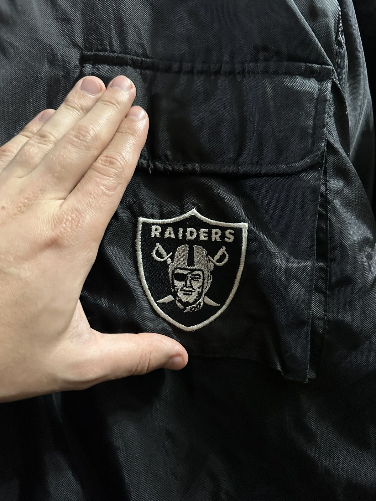 NFL Rare Vintage Jacket Raiders Oakland Made in Korea. Size US L / EU 52-54 / 3 - 7 Thumbnail