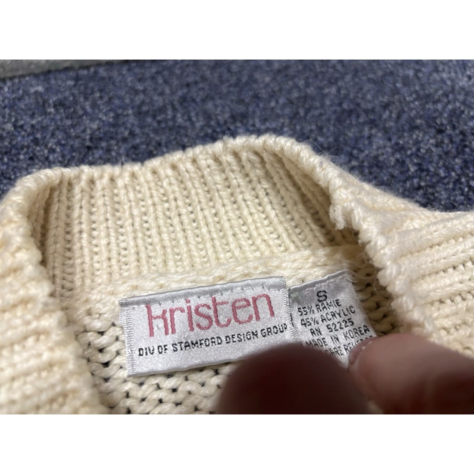 Vintage VINTAGE Sweater Womens Knit Cottage Grandma Pullover White H6 Size S / US 4 / IT 40 - 2 Thumbnail