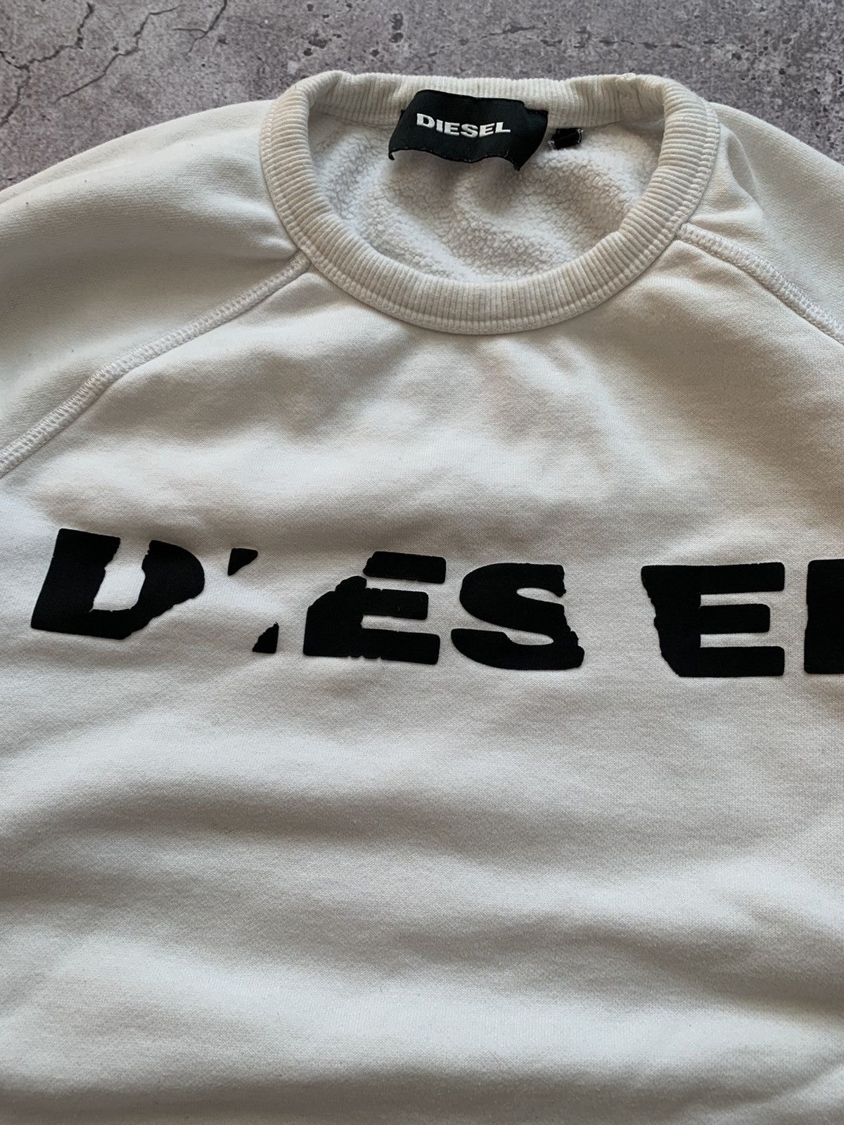 Diesel 🔥DIESEL DISTRESSED LOGO SWEATSHIRT Size US M / EU 48-50 / 2 - 4 Thumbnail