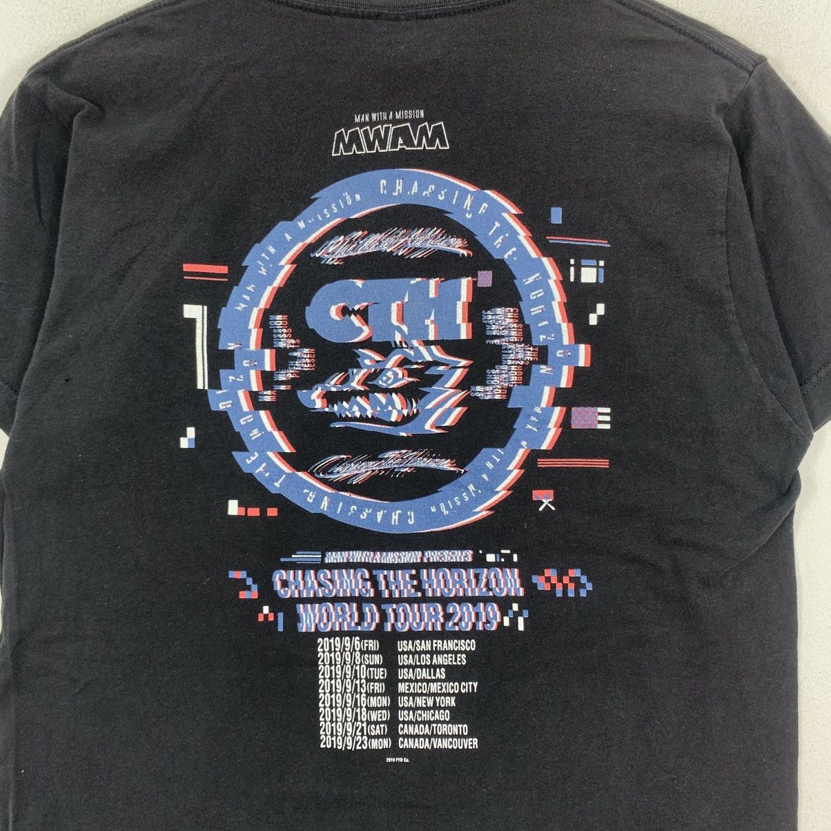 Japanese Brand MAN WITH A MISSION Chasing The Horizon Japanese Band Tshirt Size US M / EU 48-50 / 2 - 5 Thumbnail