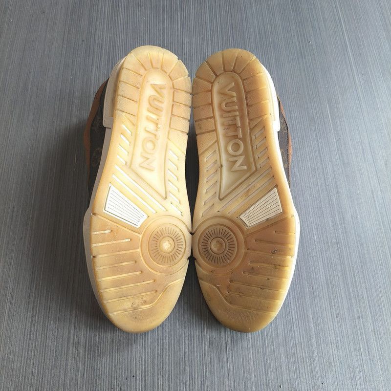 Louis Vuitton Louis Vuitton Brown Low-Top Trainer Sneakers - Size US 7 / EU 40 - 2 Thumbnail
