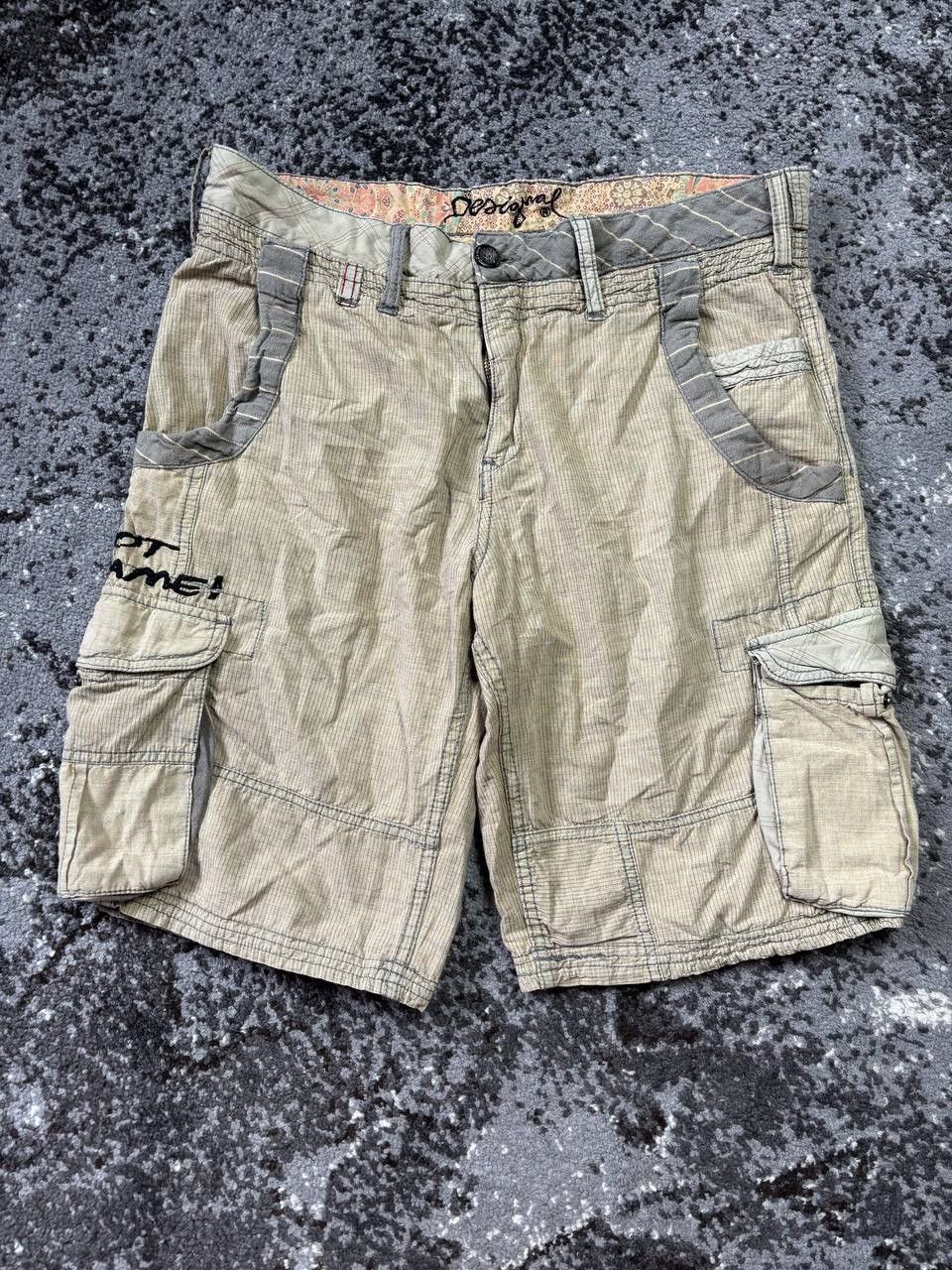 Desigual × Vintage Vintage Y2K Desigual Cargo Shorts Is Not The Same Size US 33 - 1 Thumbnail