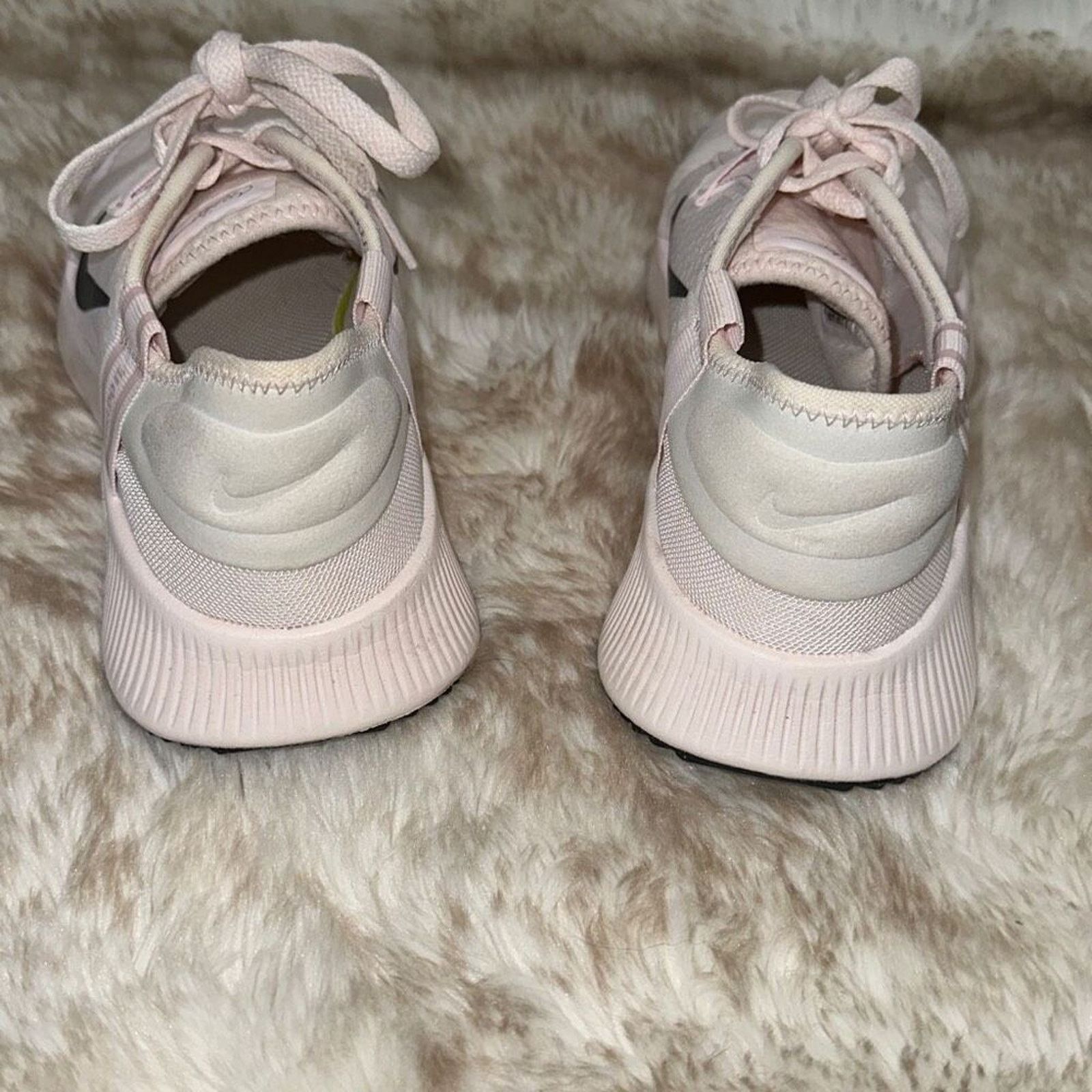 Nike Nike light pink and black sneakers | Sz 8.5 Size US 8.5 / IT 38.5 - 5 Thumbnail