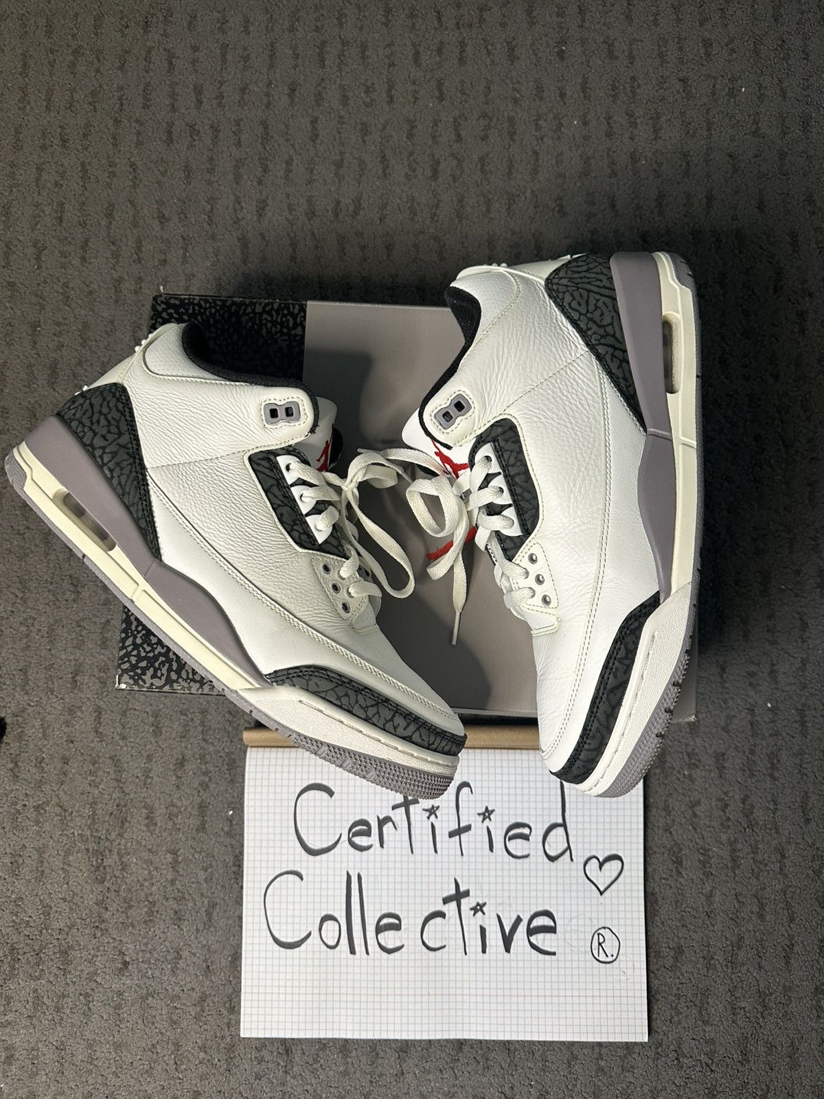 Jordan Brand × Nike Air Jordan 3 Retro Size US 11 / EU 44 - 2 Thumbnail