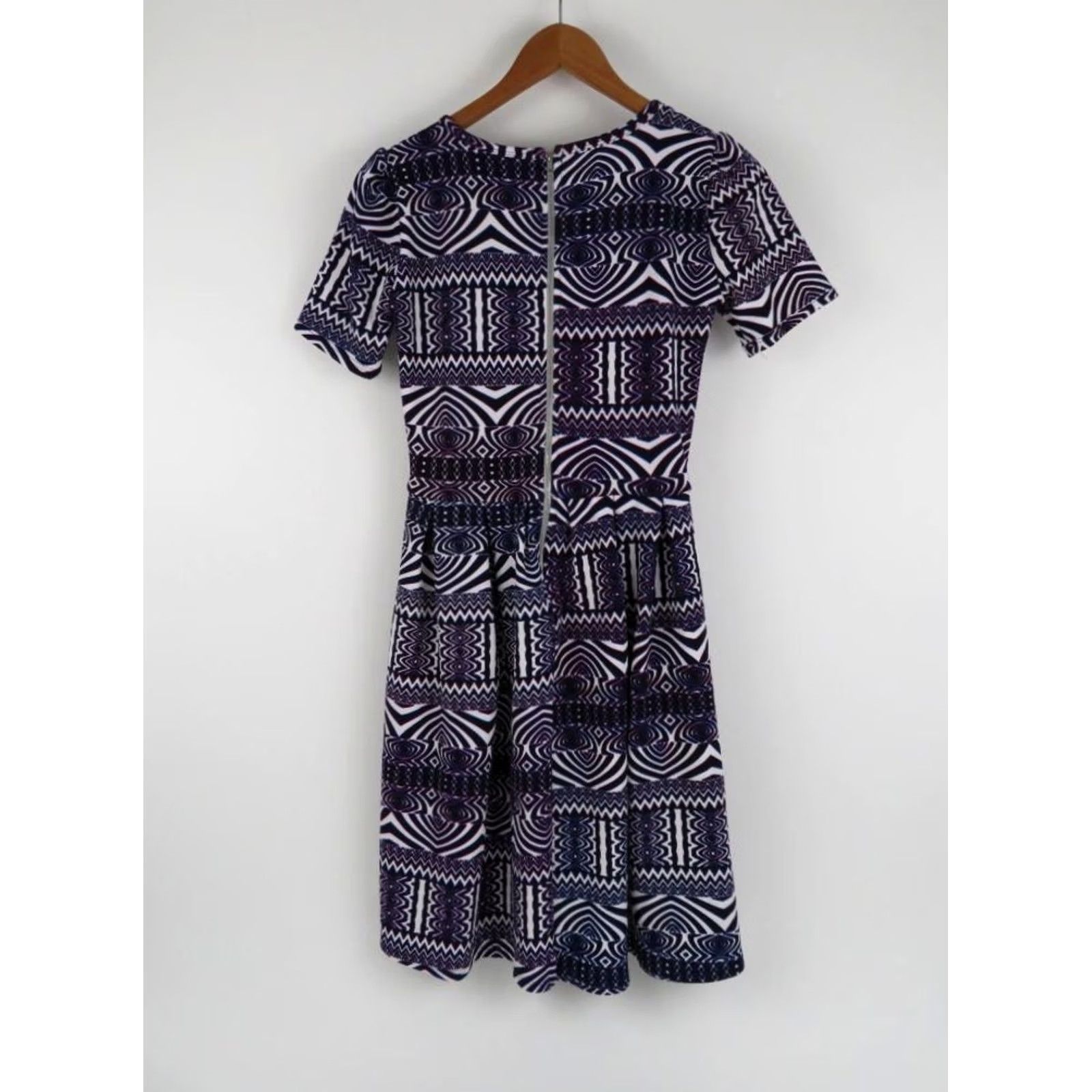 Vintage LuLaRoe Women's Amelia Dress XS Aztec Tribal Unicorn Purple Black Geometric Size XS / US 0-2 / IT 36-38 - 2 Thumbnail