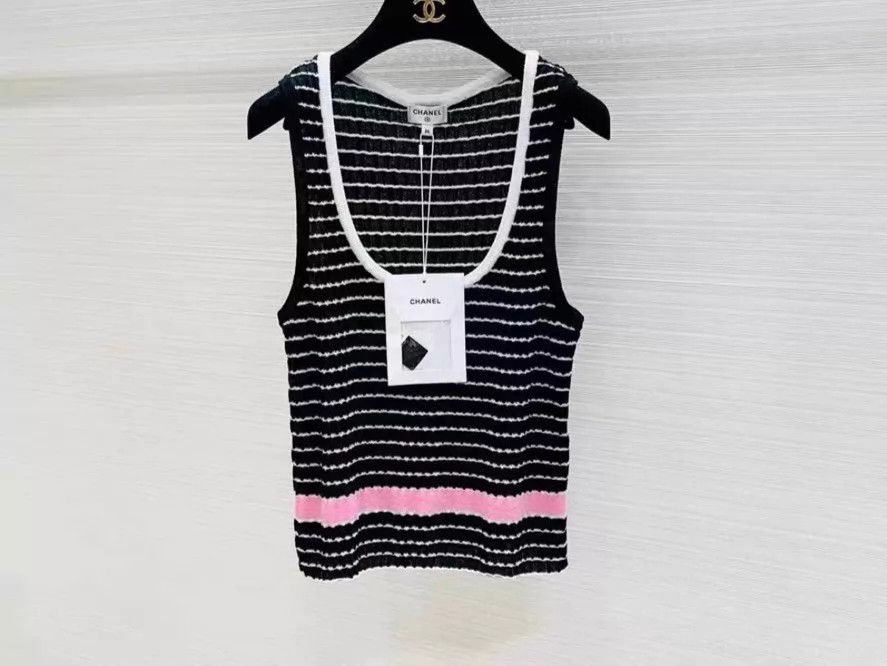 Chanel Chanel Top Size S / US 4 / IT 40 - 1 Thumbnail