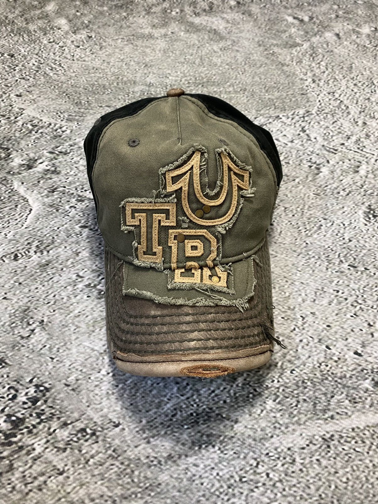 True Religion True Religion hat vintage cap Y2K khaki black brown Size ONE SIZE - 1 Thumbnail