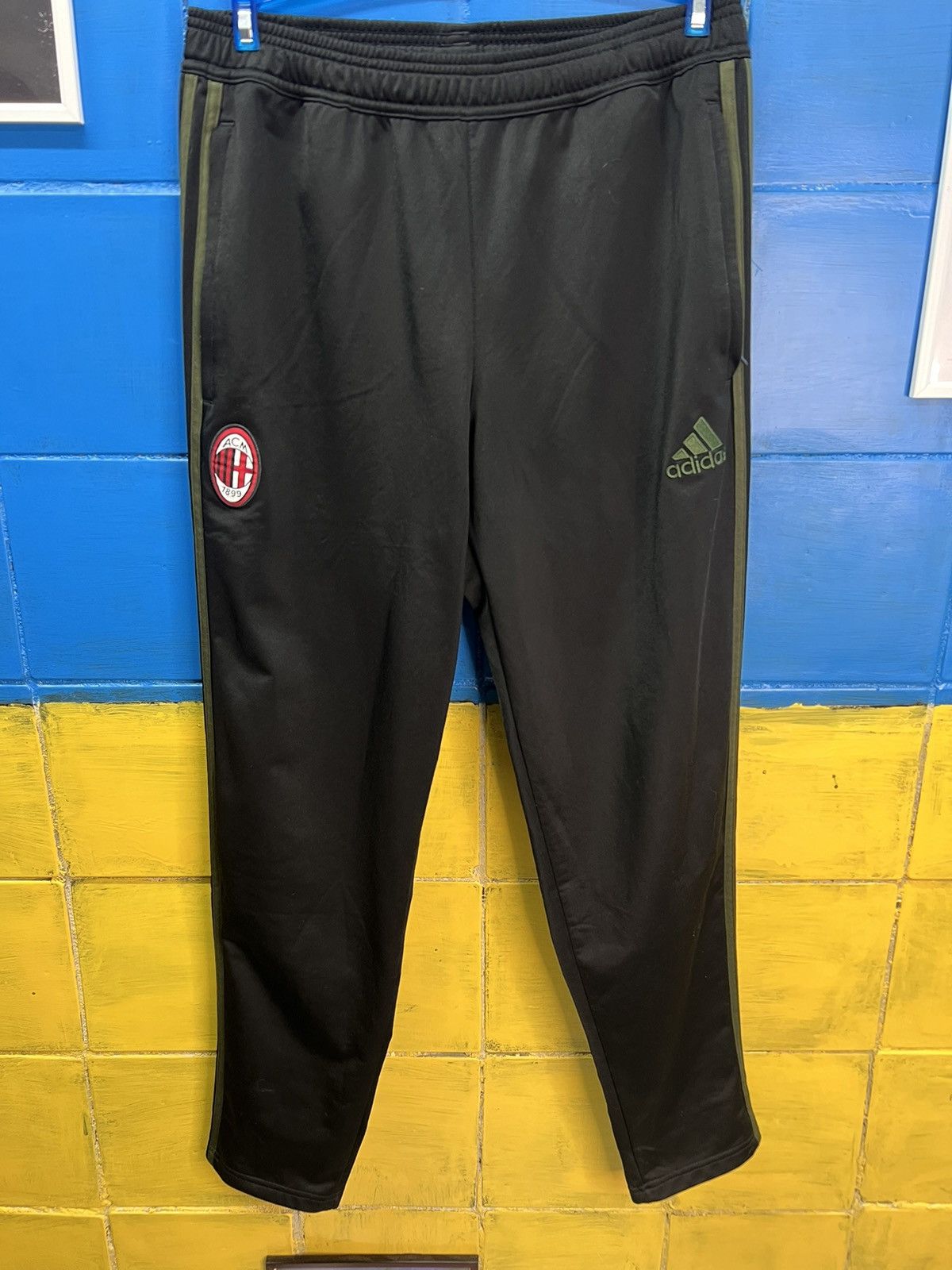 Adidas × Vintage ADIDAS AC MILAN 2016 ROSSONERI PANTS SOCCER Size US 32 / EU 48 - 3 Thumbnail