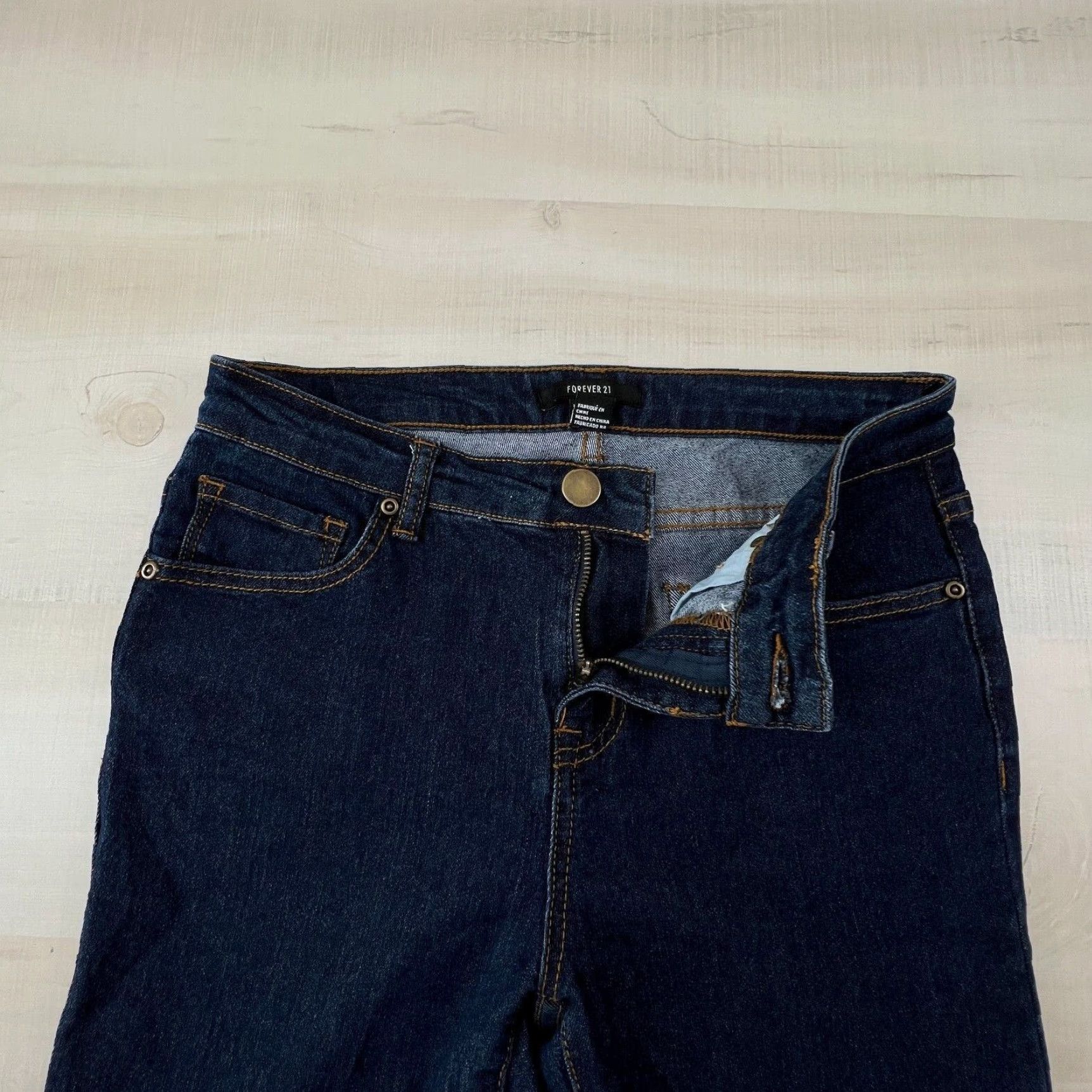 Forever 21 Forever 21 Womens Dark Blue Skinny Jeans 28 Mid Rise Stretch Denim Casual Size 28" / US 6 / IT 42 - 3 Thumbnail