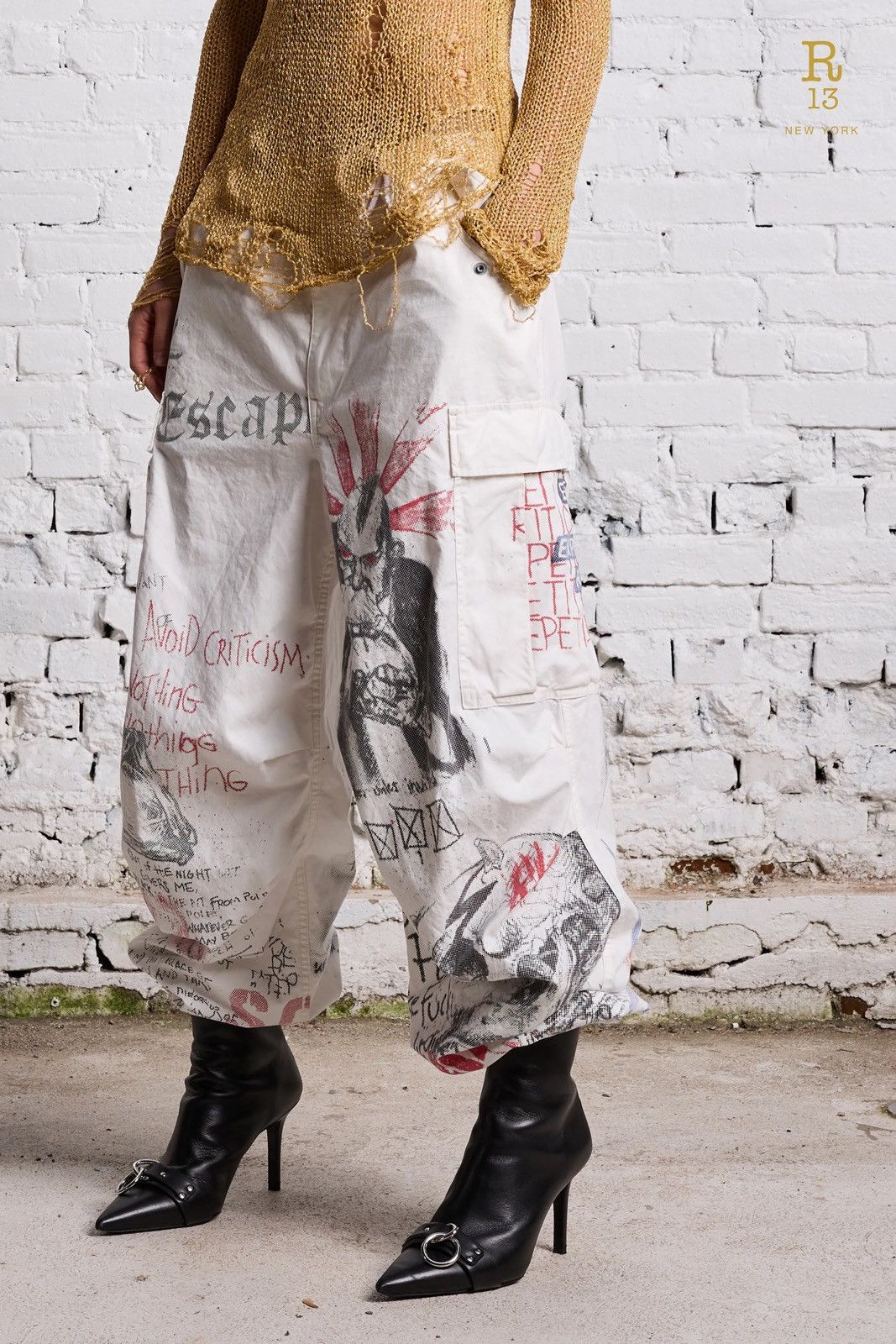 Japanese Brand Last R13 Resort 24 Balloon Army Graphic Print Doodles Pants Size 27" / US 4 / IT 40 - 1 Thumbnail