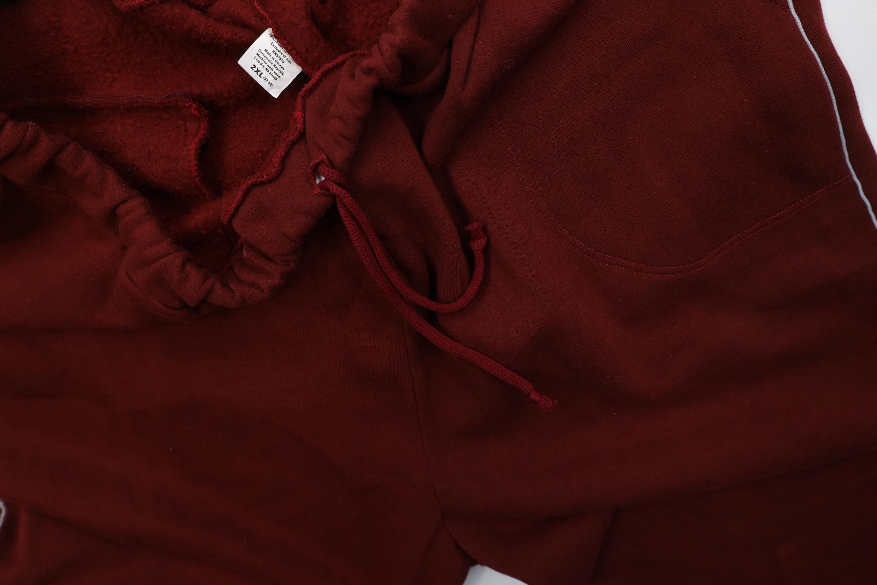 Vintage Vintage 70s 80s Streetwear Flared Wide Leg Sweatpants Red Size US 40 / EU 56 - 7 Thumbnail