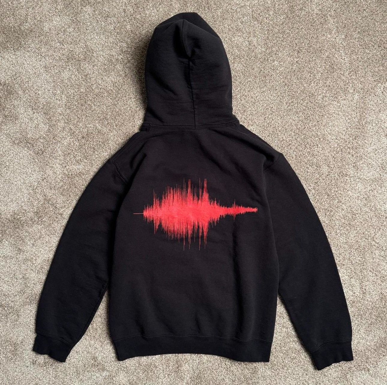 Other “TREMORS” SILVERWOOD PULLOVER HOODIE Size US S / EU 44-46 / 1 - 3 Thumbnail