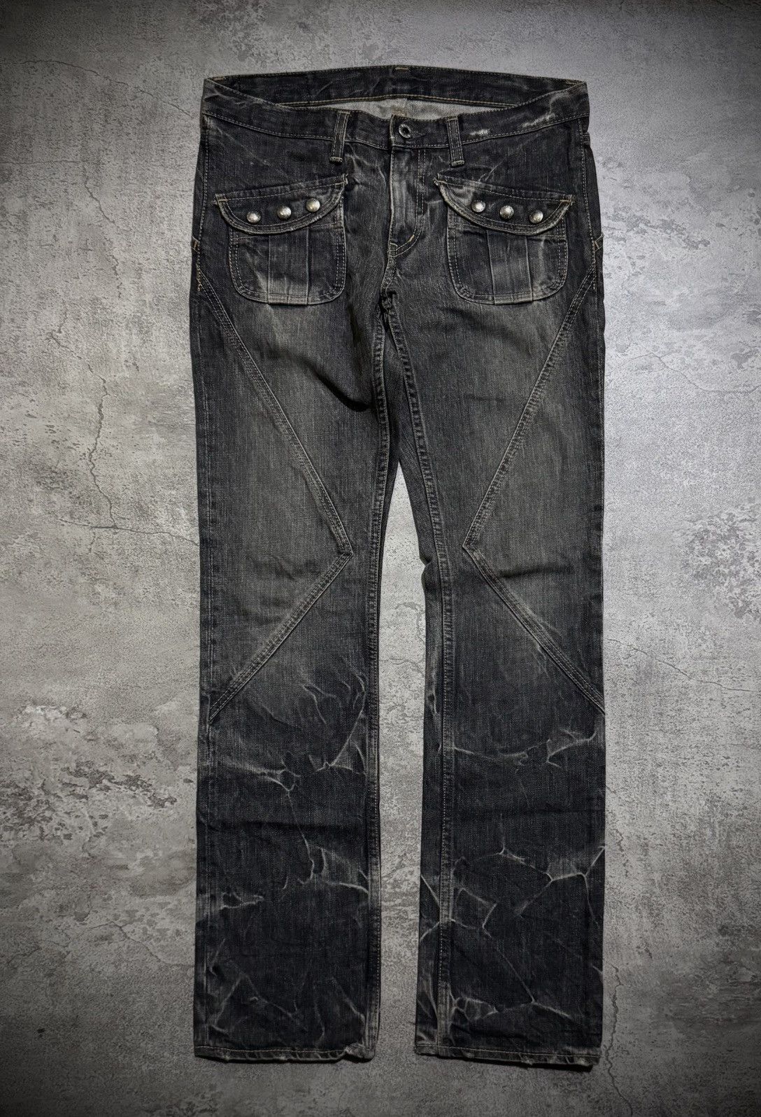 Hysteric Glamour HYSTERIC GLAMOUR FADDING JEANS Size US 32 / EU 48 - 1 Thumbnail