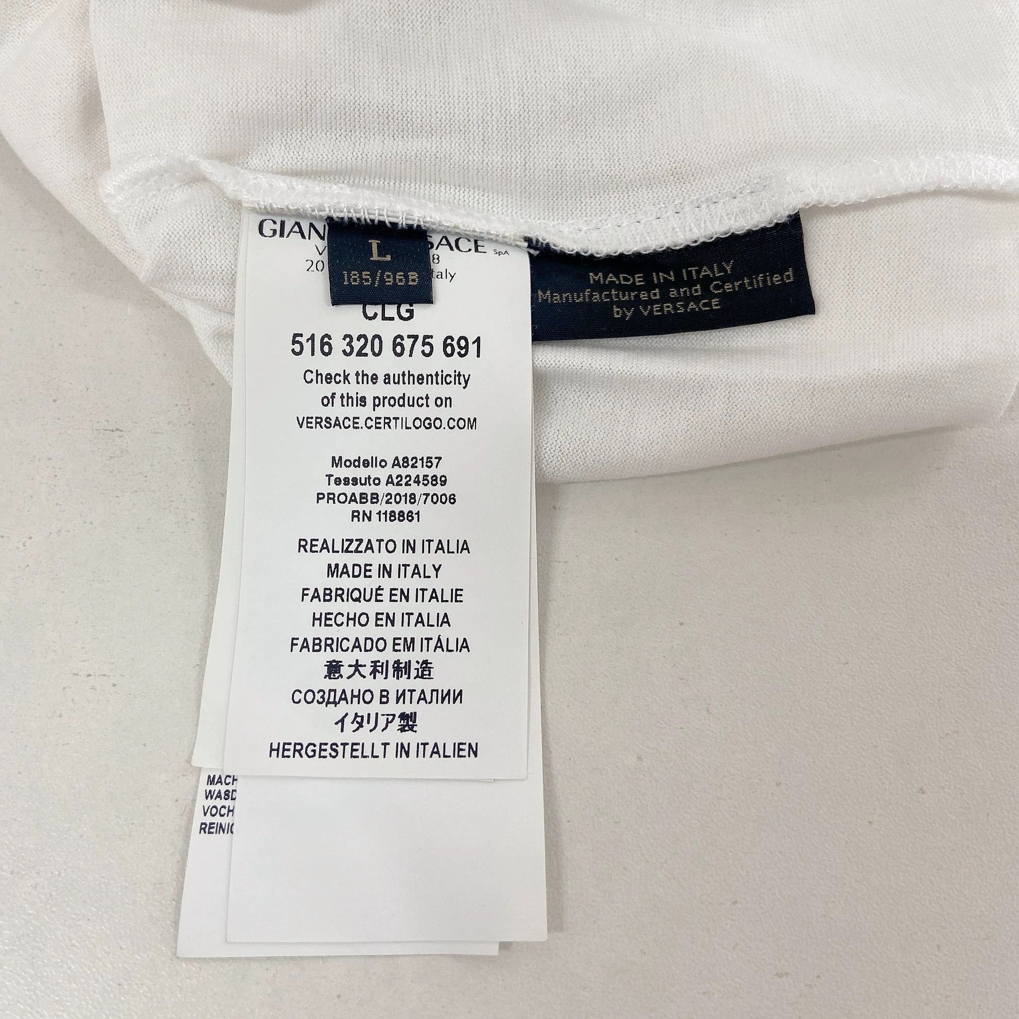 Versace Versace Letter Print White T-Shirt L With Tags Size L / US 10 / IT 46 - 8 Thumbnail