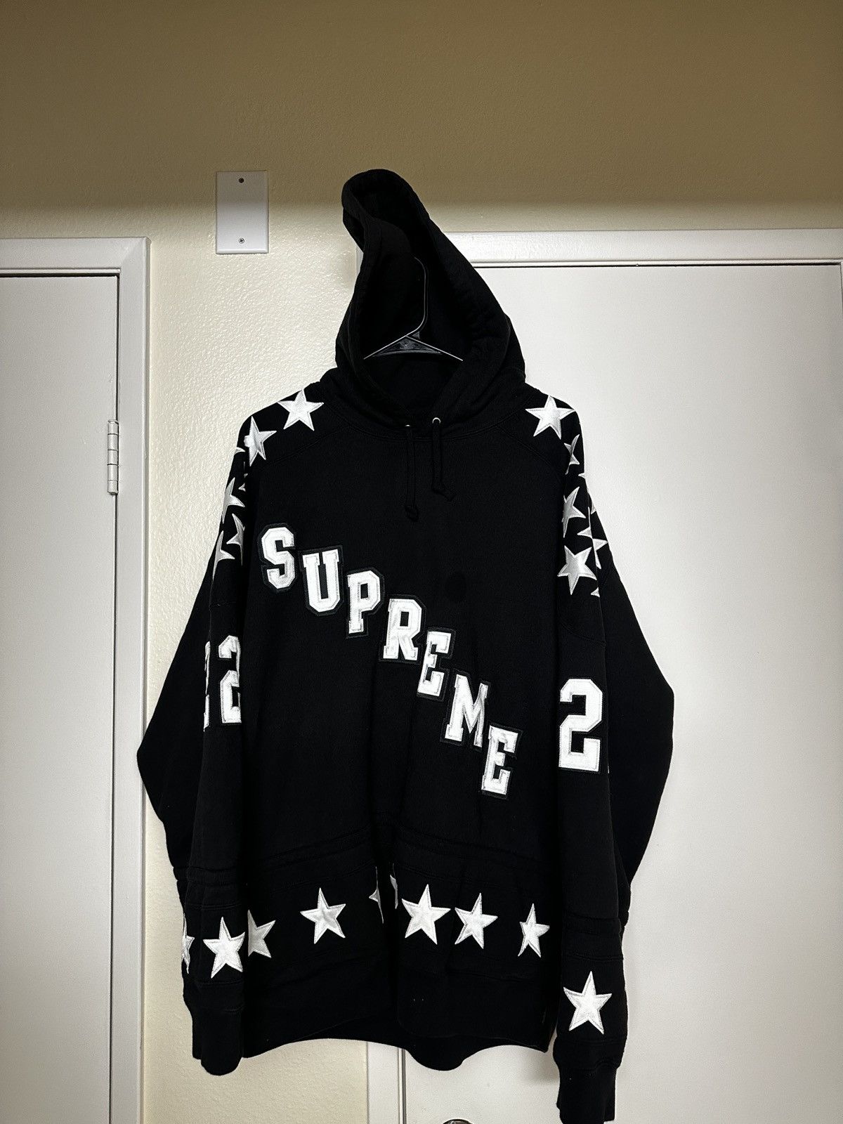 image of Supreme Hockey Logo Hoodie in Black, Men's (Size XL)