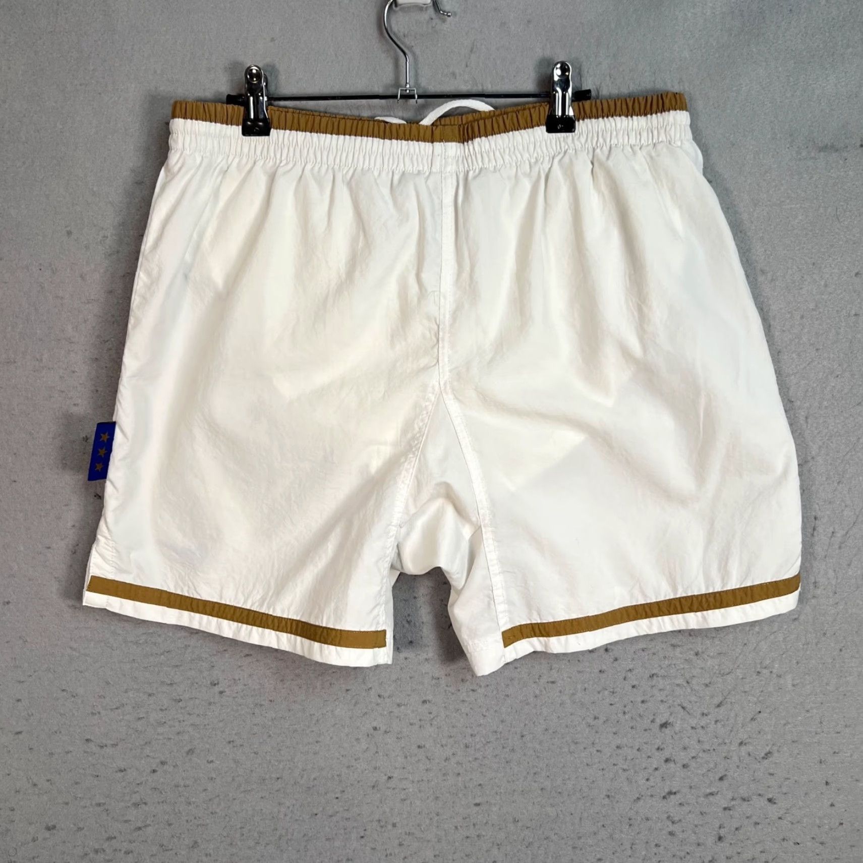 Nike Nike Premier Mens Size Medium White Athletic Shorts With Tan Trim Size 32" / US 10 / IT 46 - 2 Thumbnail