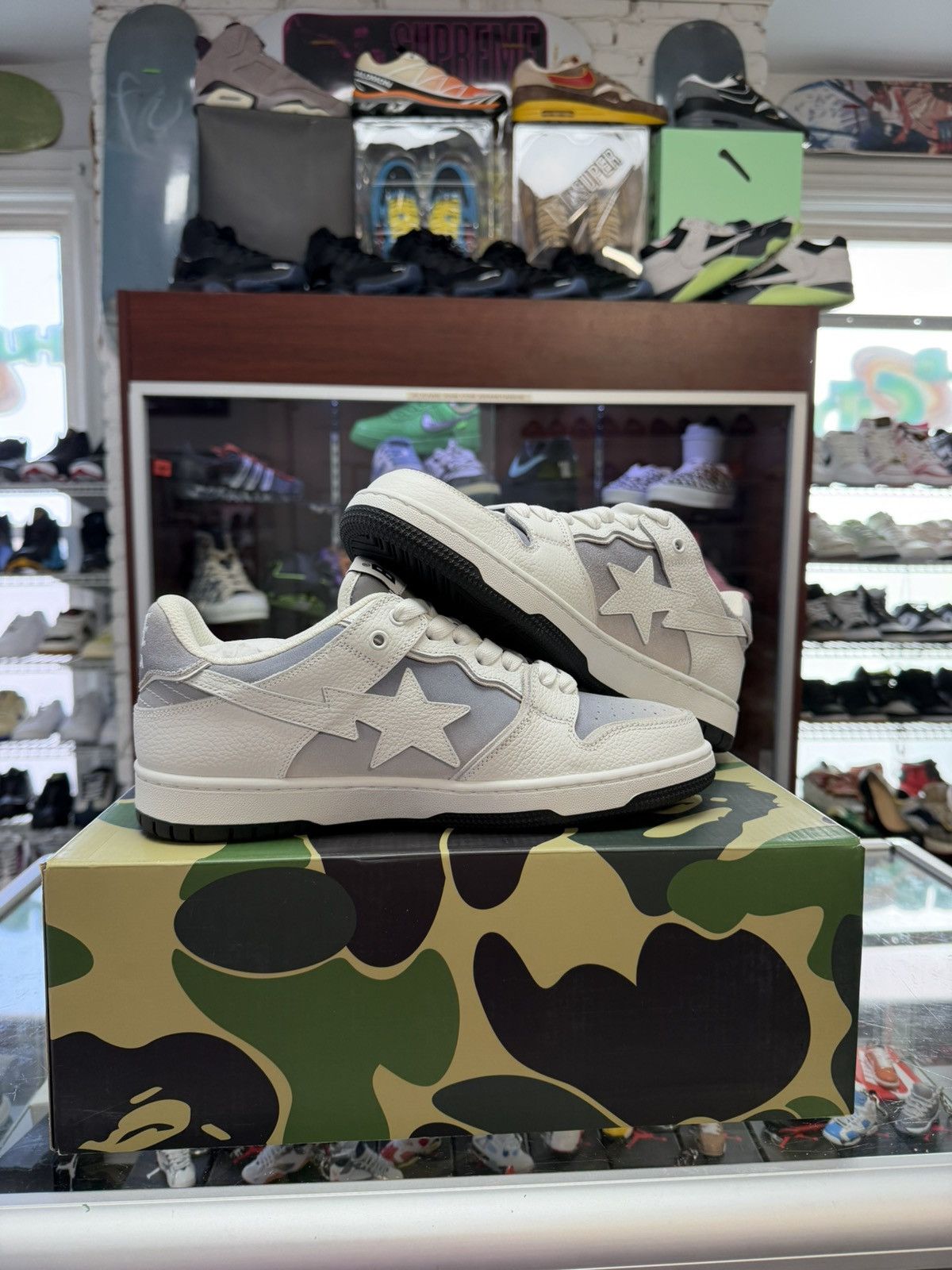 Bape Bape Skatestas (Grey/White) Size US 9 / EU 42 - 2 Thumbnail