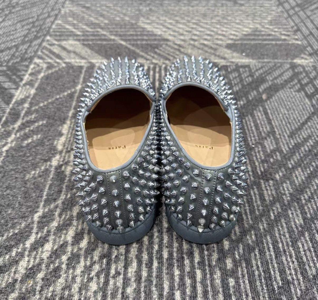 Christian Louboutin Christian Louboutin Studded Red Sole Shoes J42 Size US 9 / EU 42 - 3 Thumbnail