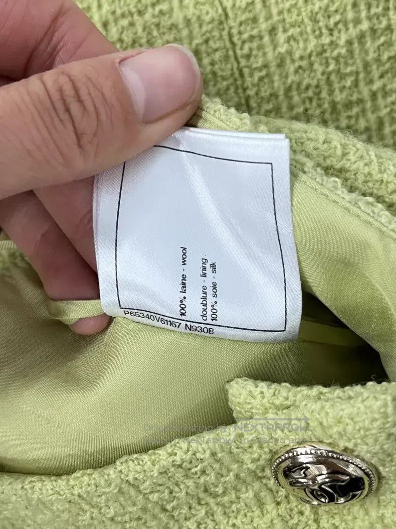 Chanel Chanel Equestrian series avocado green skirt Size 42" / US 20 - 7 Thumbnail