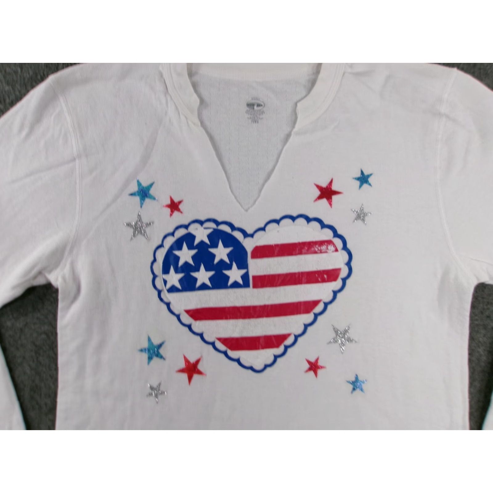 Vintage Duofold Top Women Small White Heart USA American V Neck Summer Beachy Casual Size S / US 4 / IT 40 - 2 Thumbnail