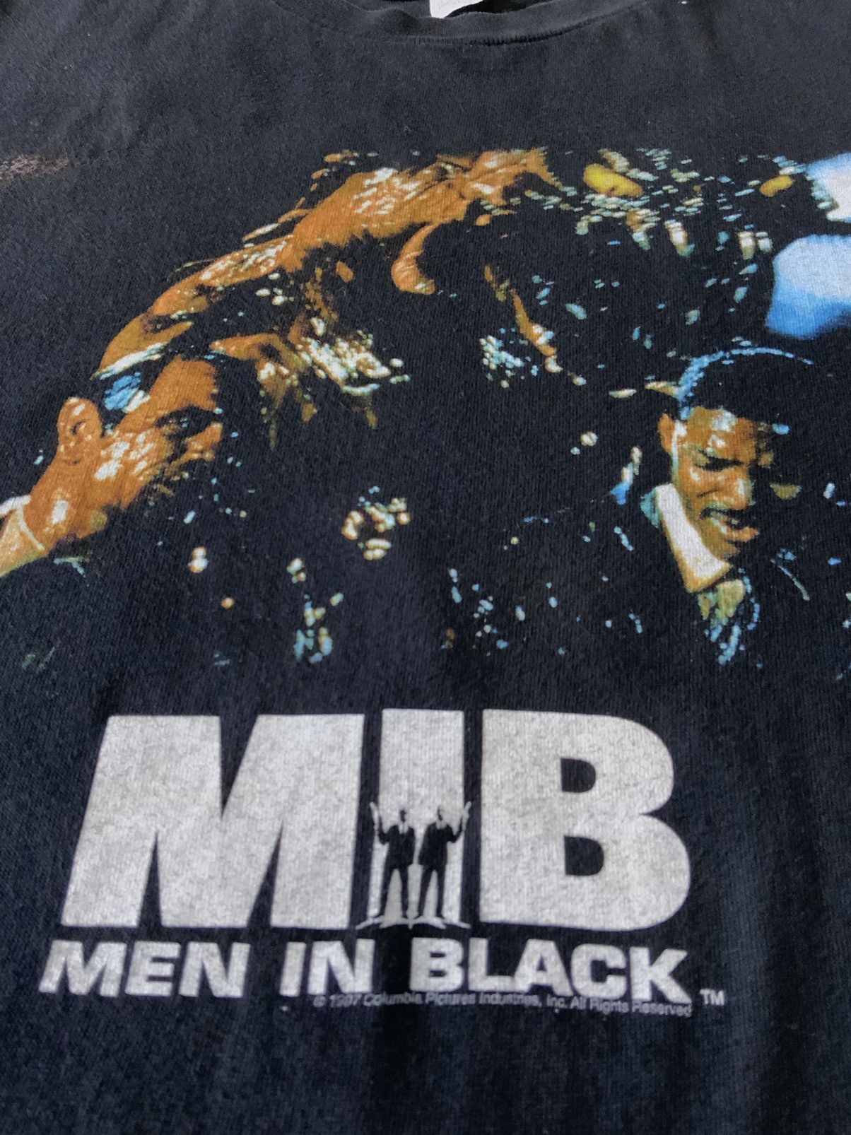Other 1997 Men In Black MIB Let’s Bag Us Some Bug J K 90s Shirt Size US XL / EU 56 / 4 - 7 Thumbnail