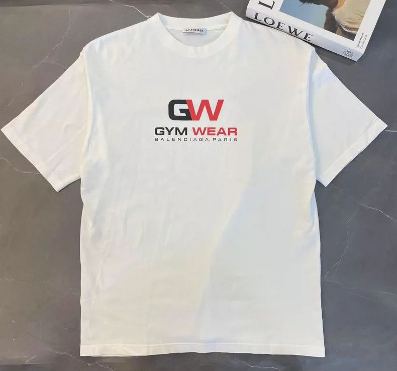 Balenciaga Balenciaga T-shirt Size US S / EU 44-46 / 1 - 1 Thumbnail