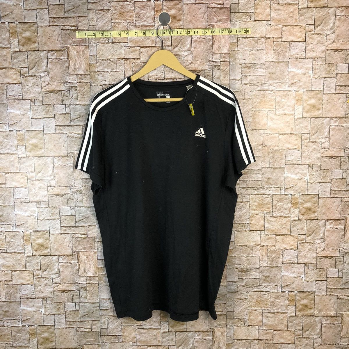 Adidas Adidas Black Three Stripe T-Shirt #A530 Size US L / EU 52-54 / 3 - 1 Thumbnail