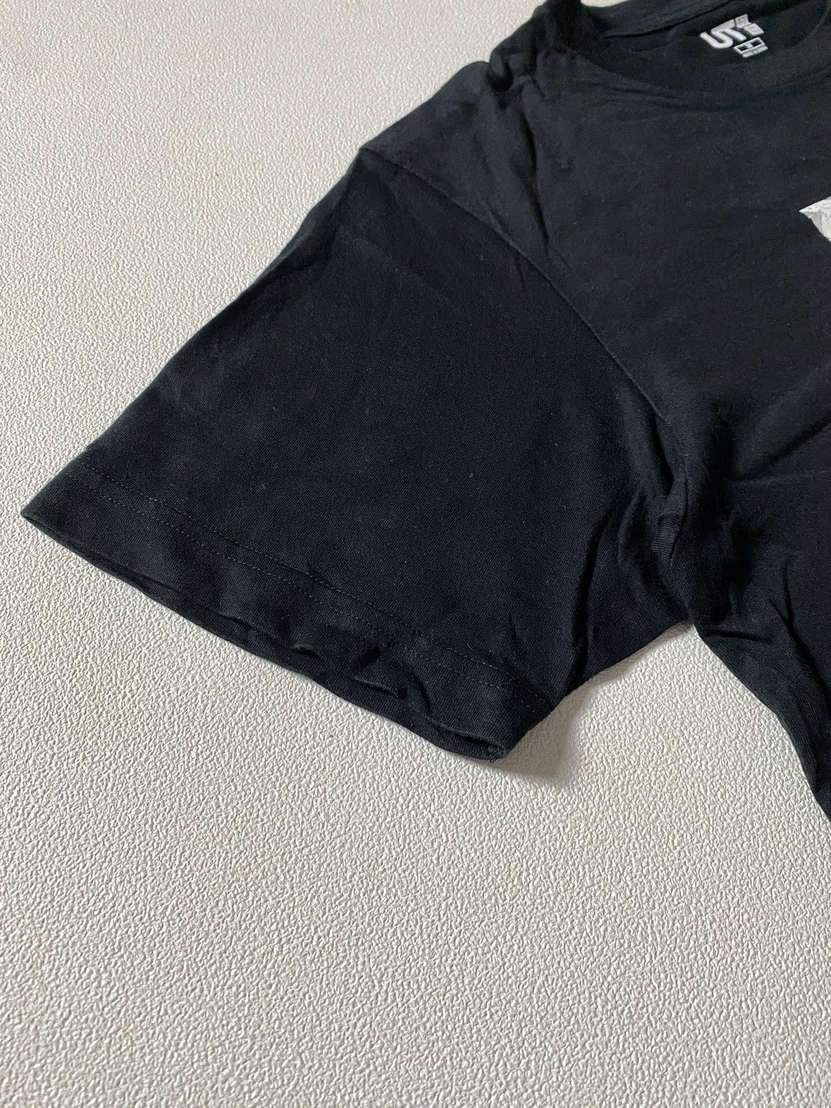 Japanese Brand demon slayer x uniqlo Size US M / EU 48-50 / 2 - 5 Thumbnail