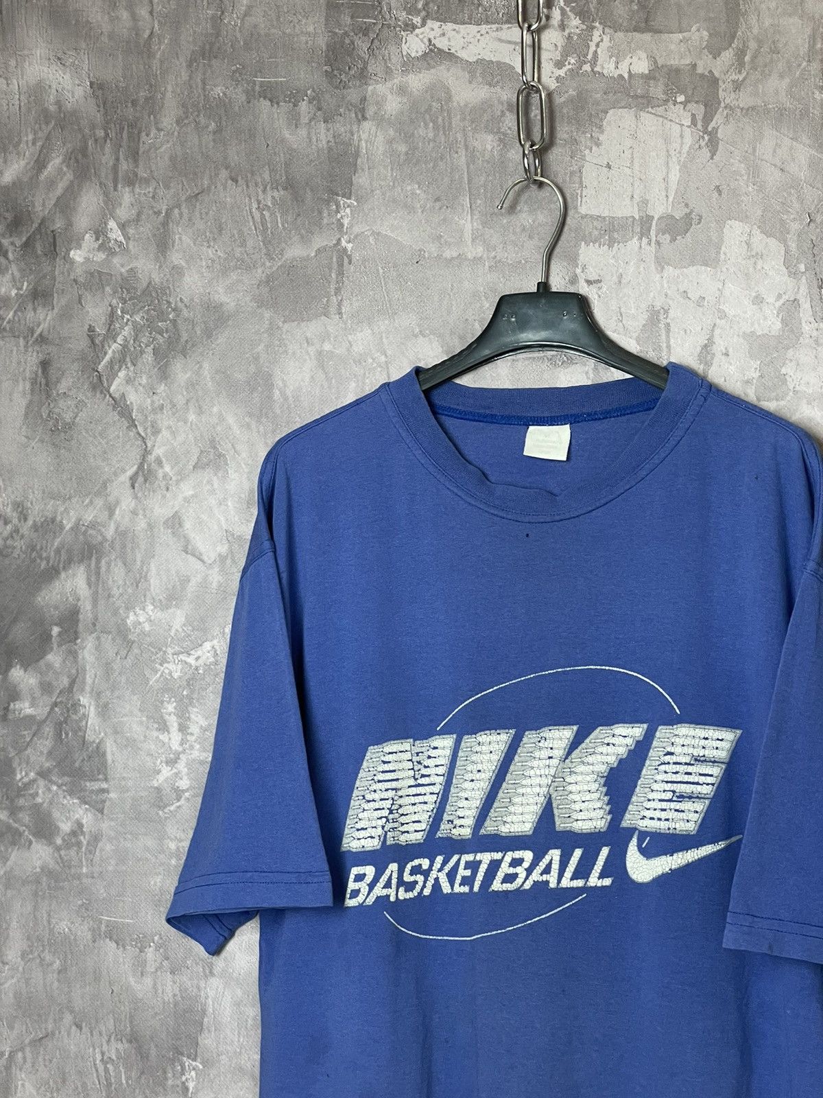 Nike × Vintage Y2K Vintage NIKE Basketball Spell Out Big Logo T-Shirt SizeL Size US L / EU 52-54 / 3 - 4 Thumbnail