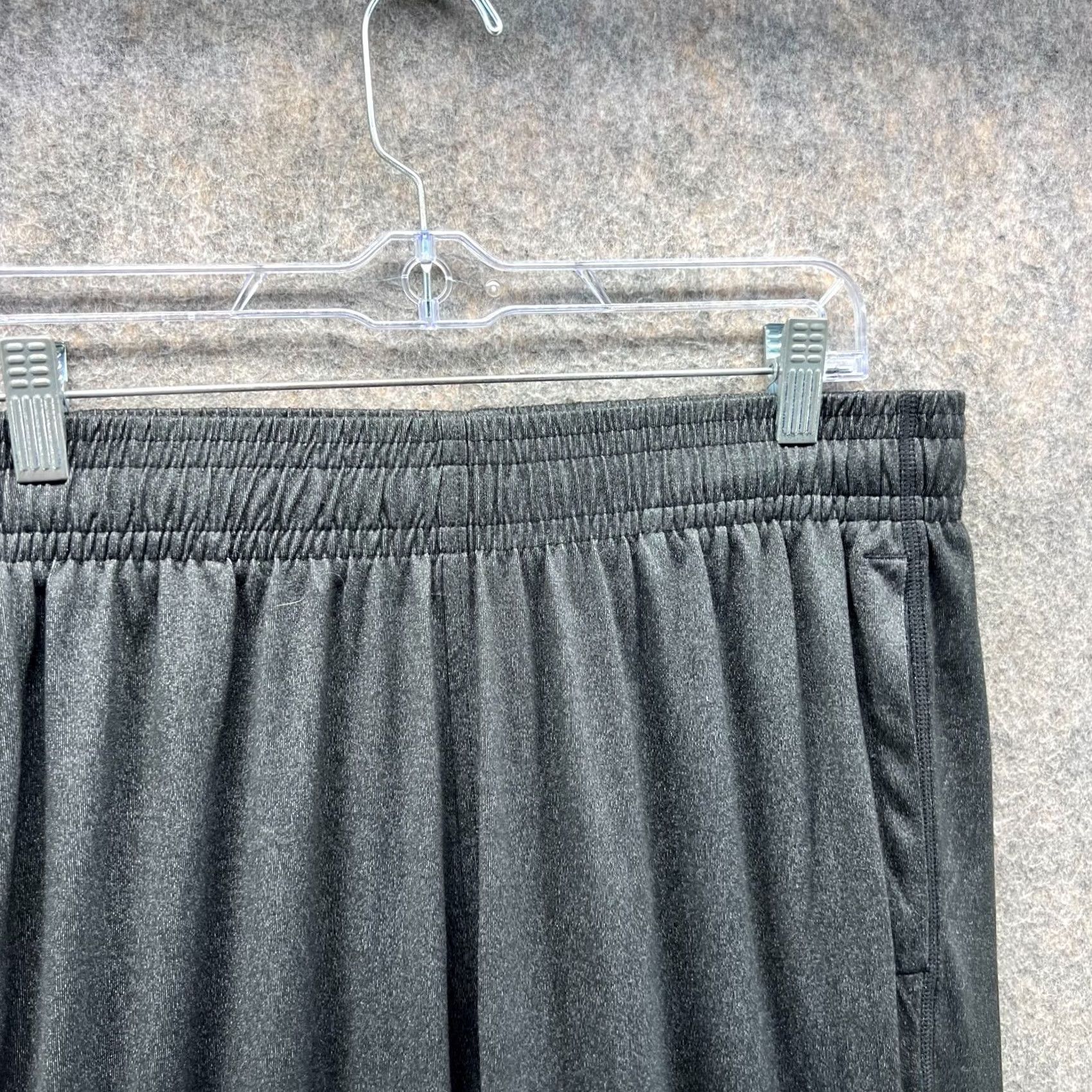 Under Armour VINTAGE Under Armour Sweatpants Men Large Adult Gray Athletic Polyester Straight UA Pants Size US 33 - 7 Thumbnail