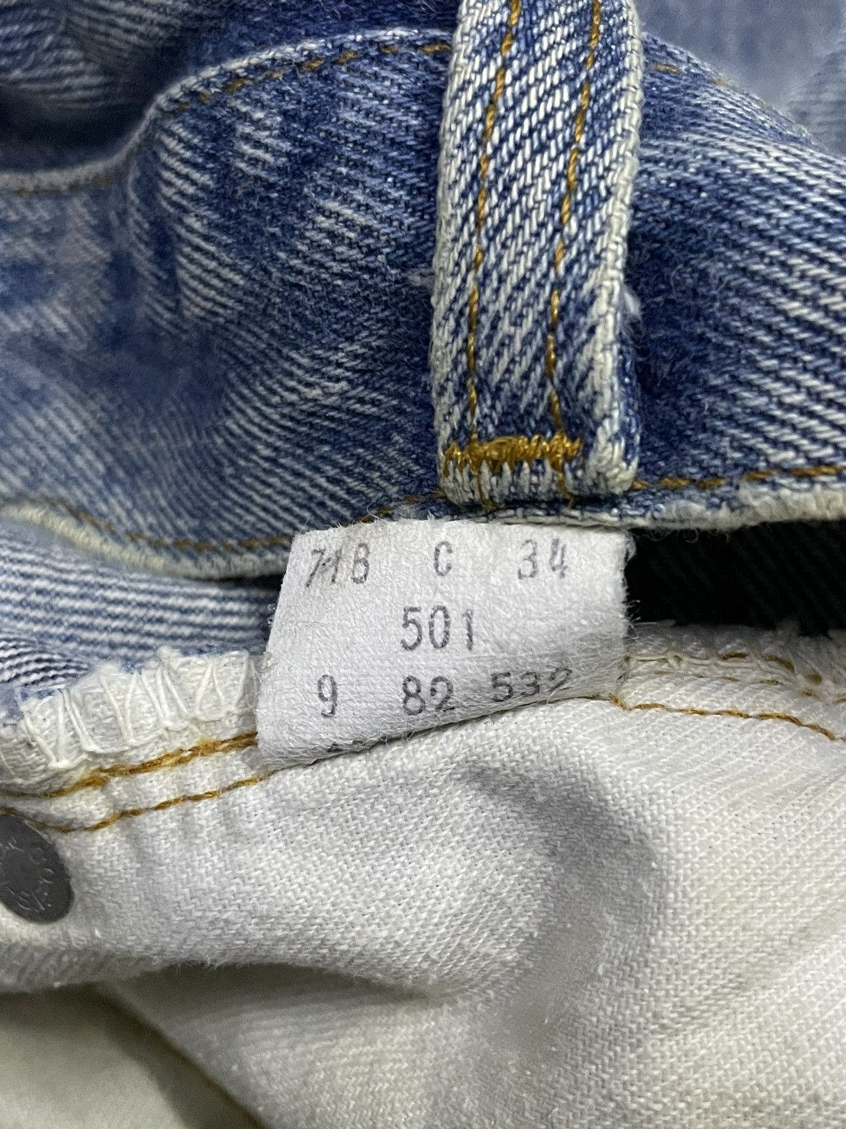 Levi's × Vintage Vintage 80s Levis 501 Button Fly Distressed Jeans Size US 32 / EU 48 - 17 Thumbnail
