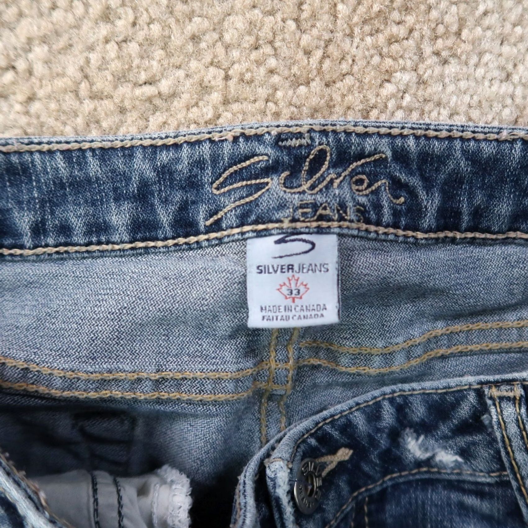 Silver Jeans Co. Silver Jeans Women's 33x35 Flared Jeans Blue Denim Low Rise 5-Pocket Stretch Distressed Slim Classic - Mens? Size 24" / US 00 / IT 34 - 6 Thumbnail