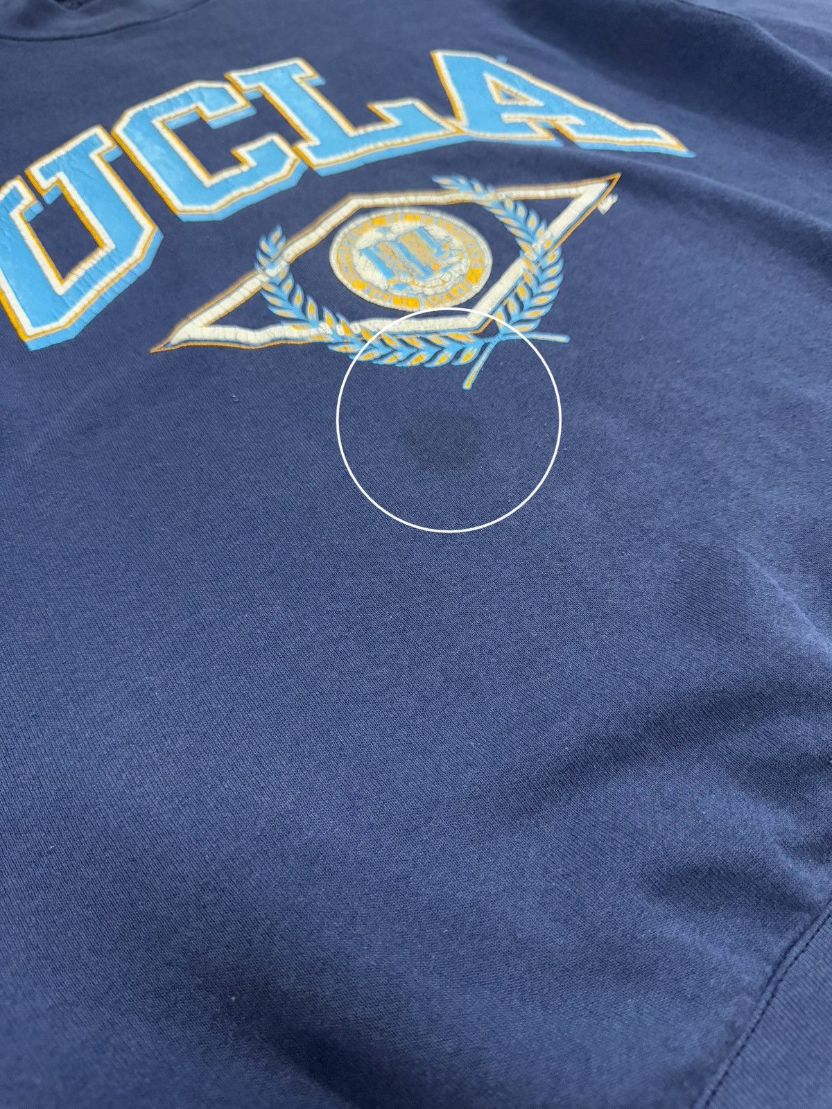 Fruit Of The Loom Vintage Sun Faded University UCLA Big Logo Sweatshirt Size US XL / EU 56 / 4 - 12 Thumbnail