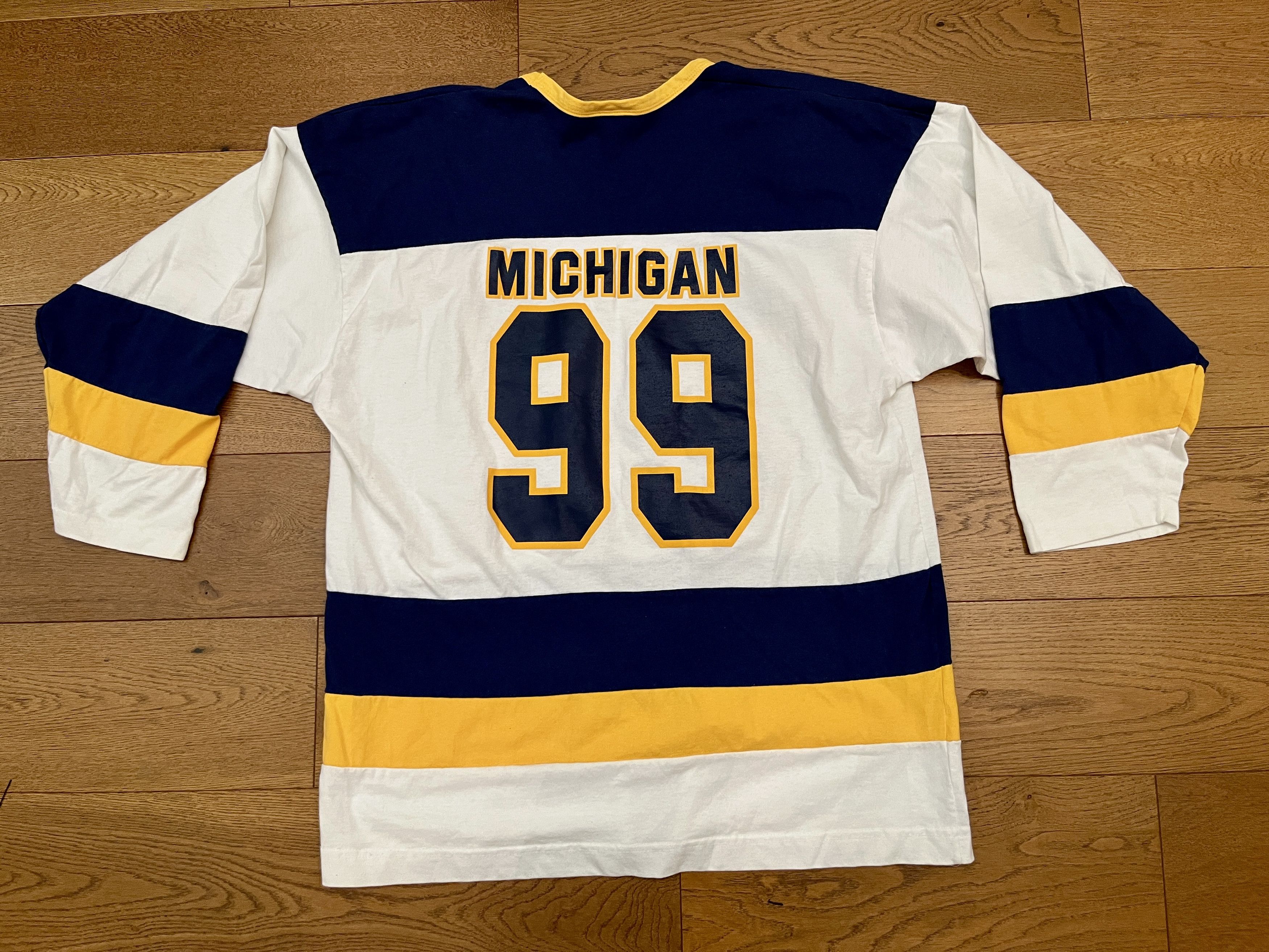 Vintage Vintage 90s Nutmeg Michigan Wolverines Hockey Jersey Top XL Size US XL / EU 56 / 4 - 6 Thumbnail