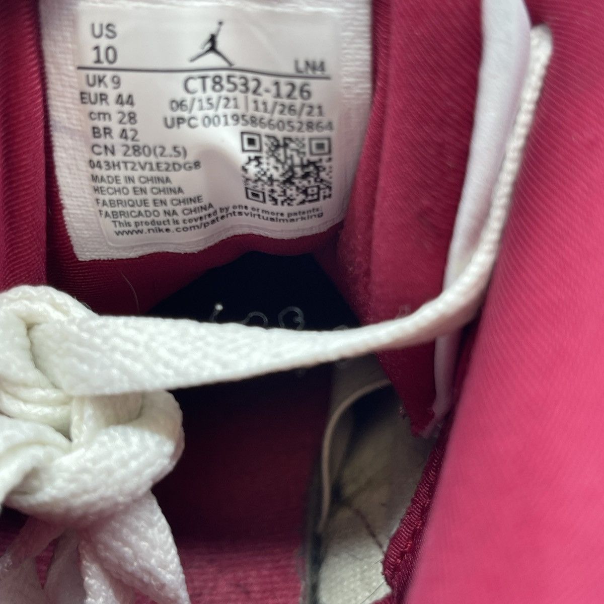Jordan Brand Air Jordan 3 Cardinal Red Size US 10 / EU 43 - 8 Thumbnail