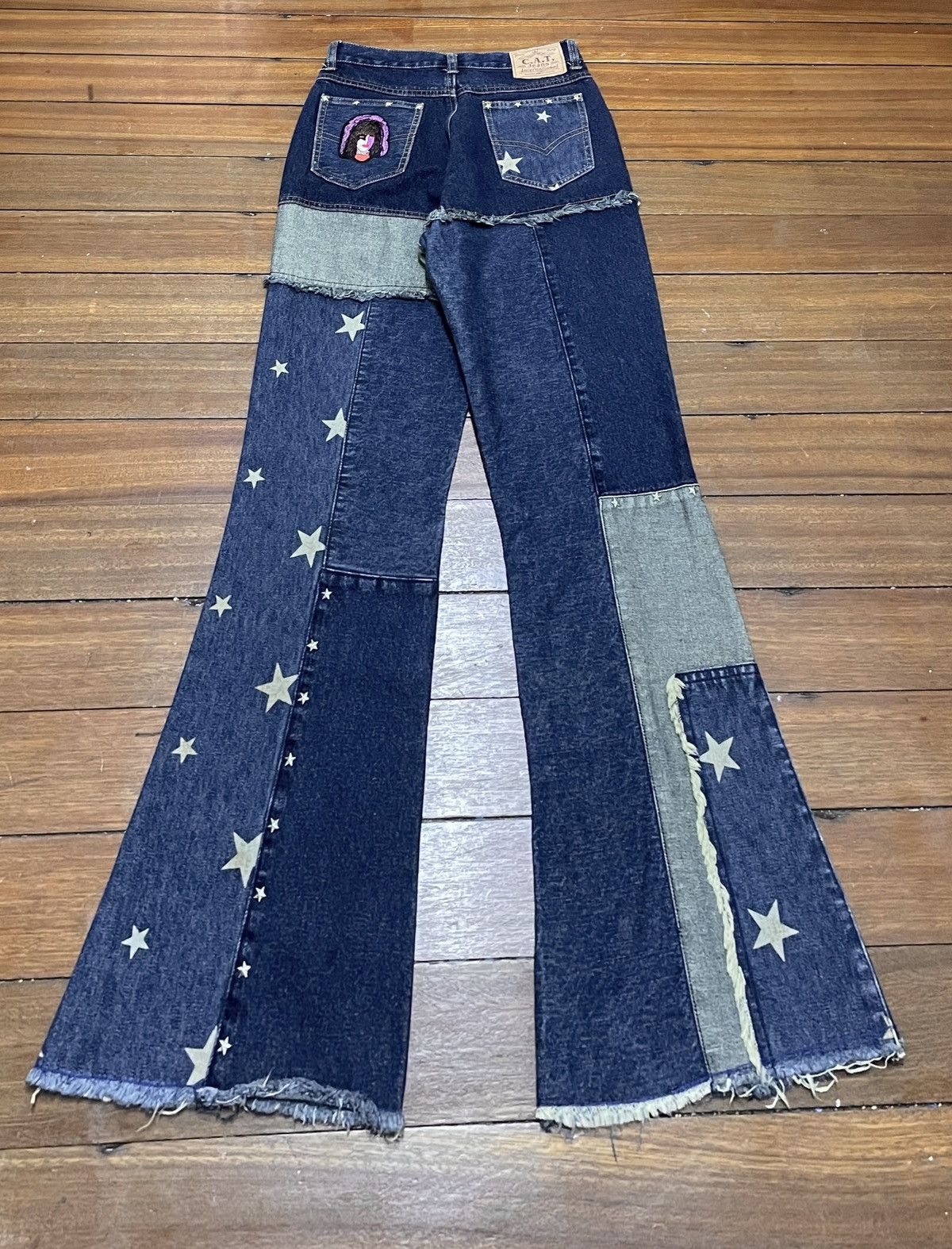 Japanese Brand × Vintage Rare Design Vintage Brand CAT Patchwork Jeans 1990s Size US 26 / EU 42 - 2 Thumbnail