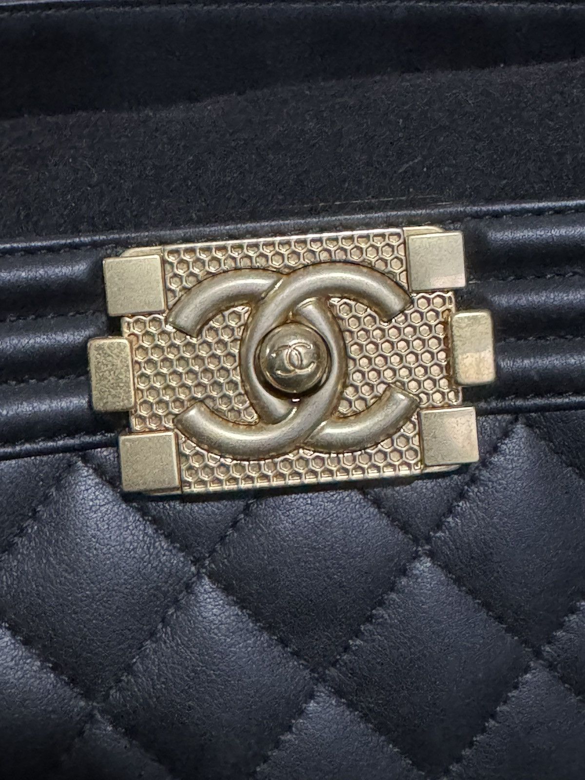 Chanel Rare 16K Chanel Boy Tote Bag Full Set with Receipt Size ONE SIZE - 2 Thumbnail