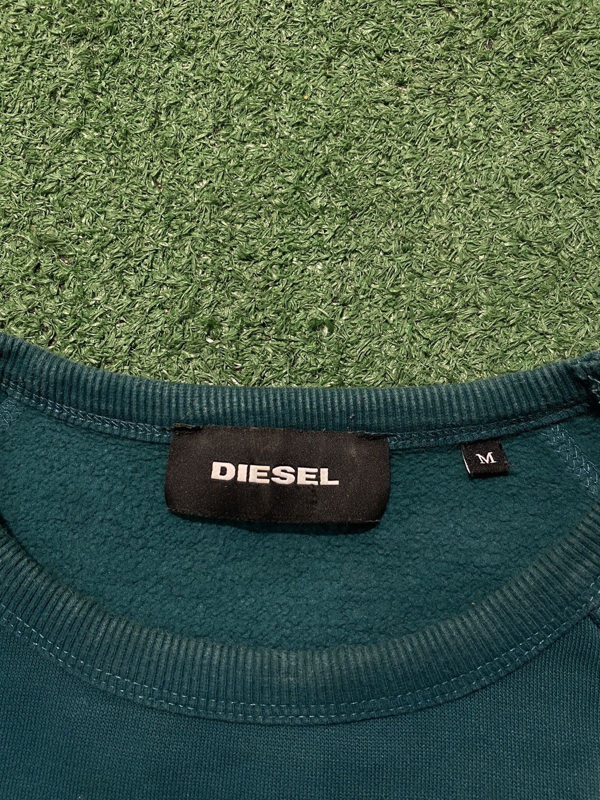 Diesel Diesel crewneck vintage central logo Size US M / EU 48-50 / 2 - 3 Thumbnail