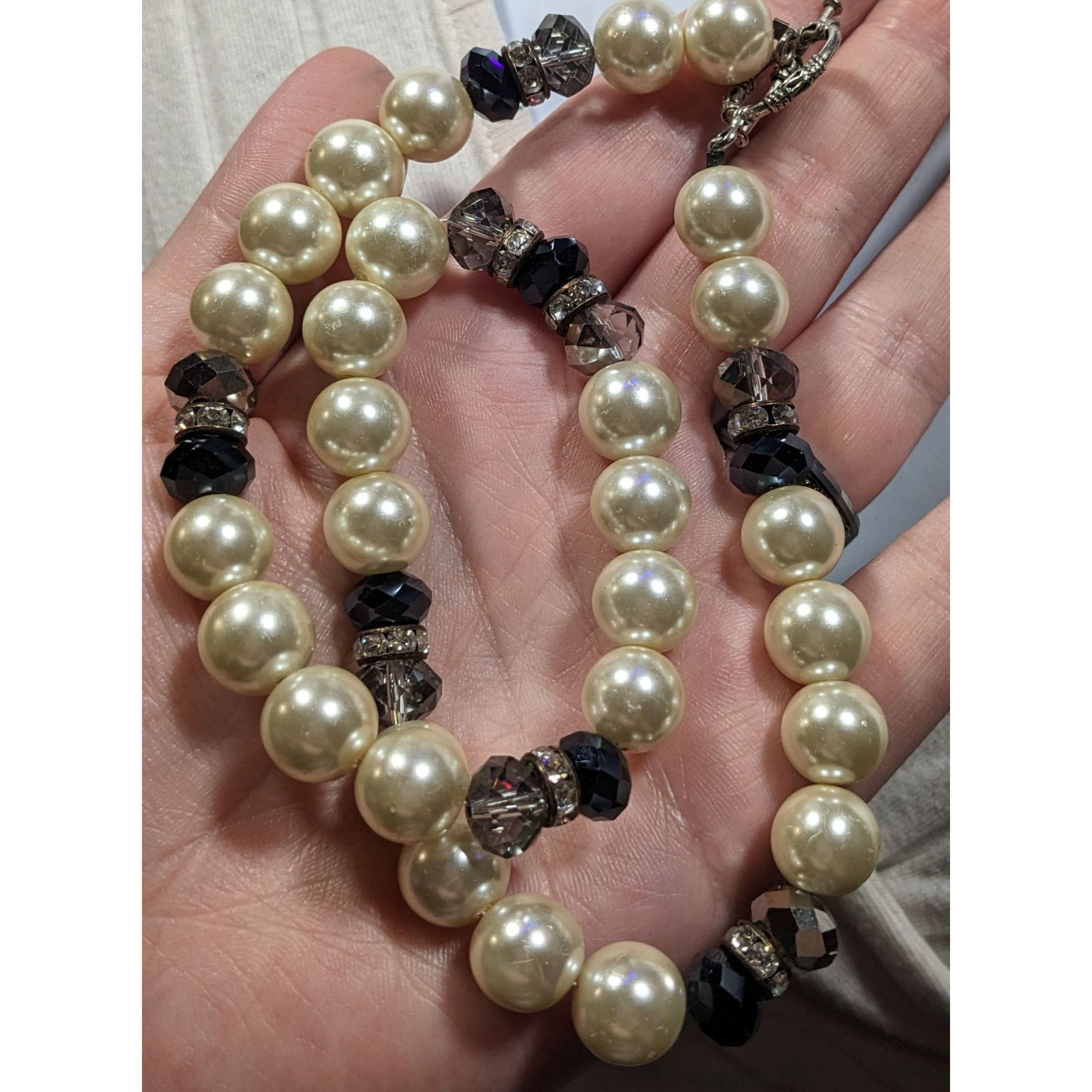 Handmade Handmade Elegant Faux Pearl And Glass Beaded Necklace Size ONE SIZE - 3 Thumbnail
