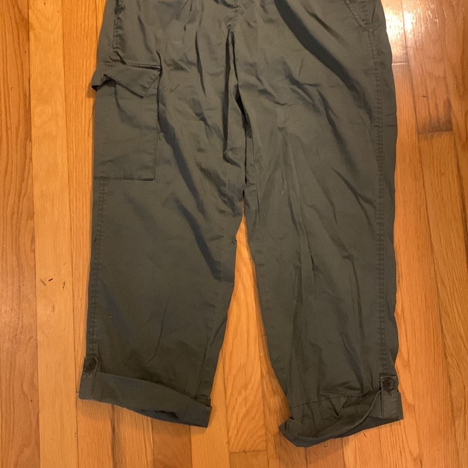 DKNY Pure DKNY maternity olive capri pants Size 32" / US 10 / IT 46 - 8 Thumbnail