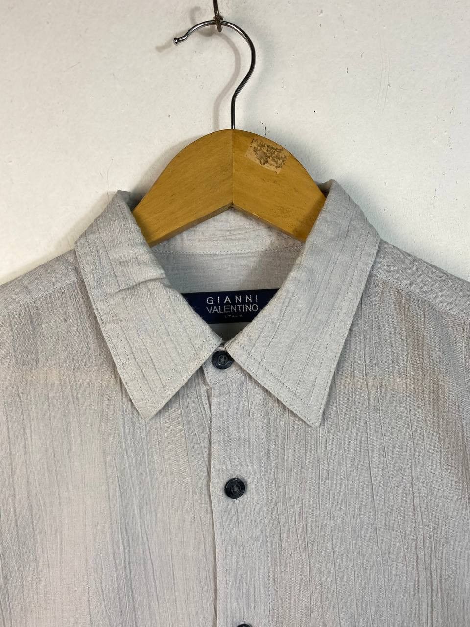 Gianni Valentino vintage gianni valentino shirt nice design Size US L / EU 52-54 / 3 - 2 Thumbnail