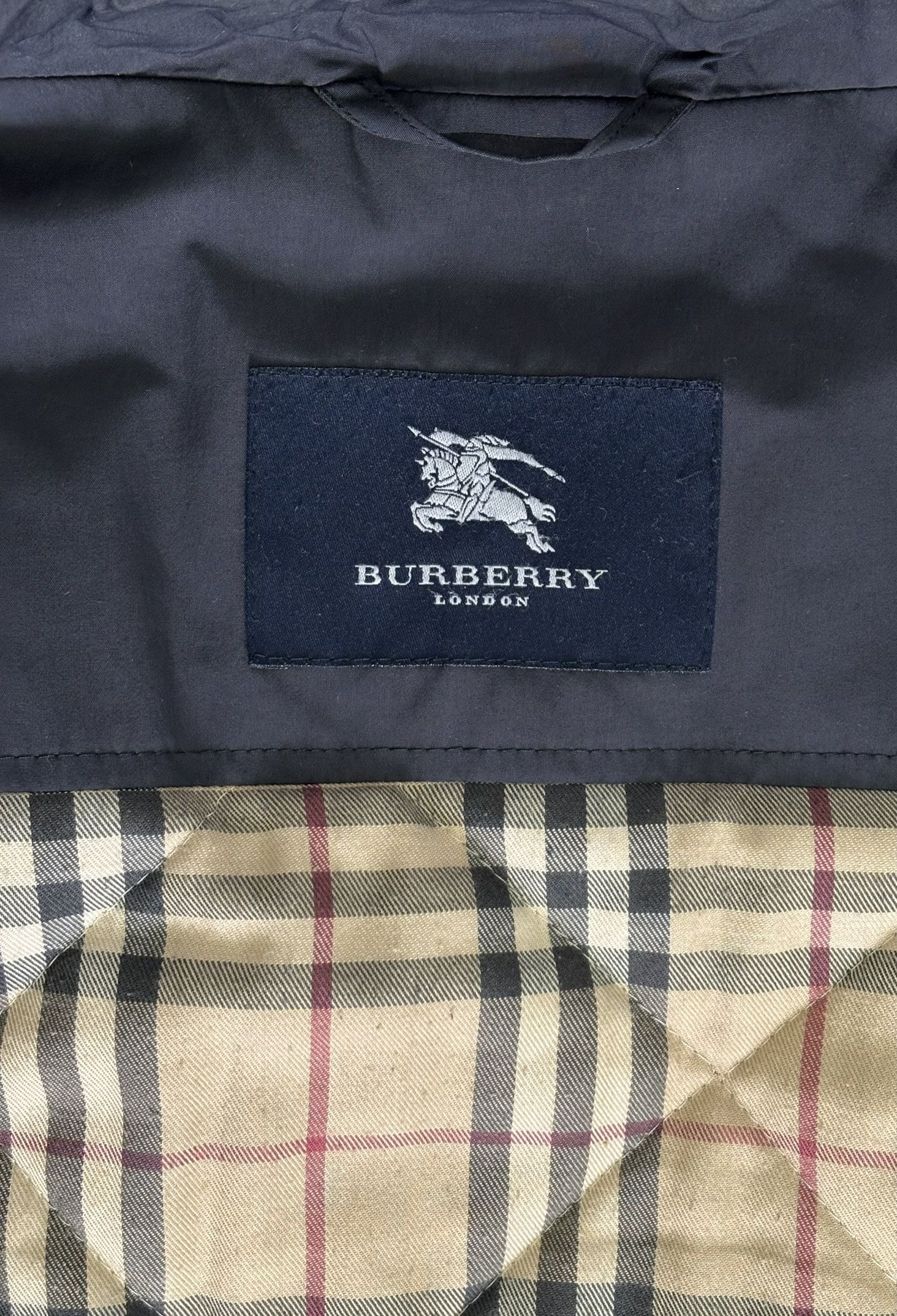Burberry Burberry vintage black coat size XXL Size US XXL / EU 58 / 5 - 19 Thumbnail