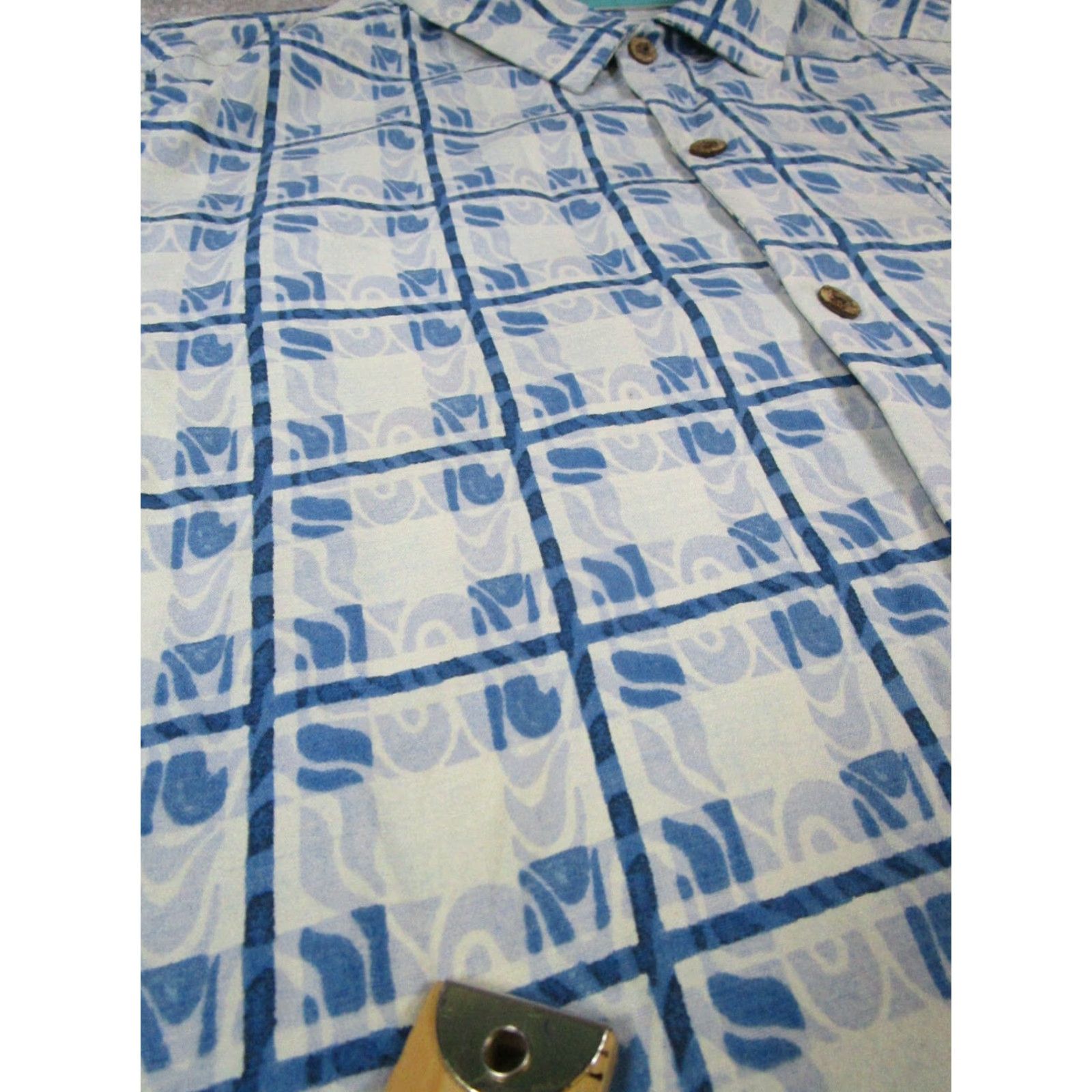 Tommy Bahama Tommy Bahama Shirt Mens 2XL Blue Silk Button-Up Collar Spread Short Sleeve Geometric Pattern Size US XXL / EU 58 / 5 - 6 Thumbnail