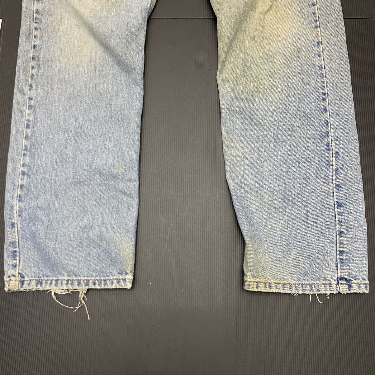 Levi's Vintage Clothing Thrashed Vintage Levis 505 Regular Fit Jeans Size US 34 / EU 50 - 3 Thumbnail