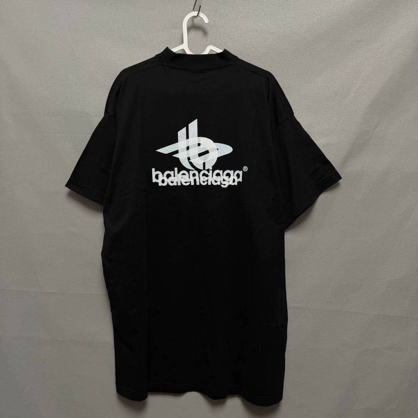 Balenciaga balenciaga short sleeve t-shirts Size US S / EU 44-46 / 1 - 1 Thumbnail