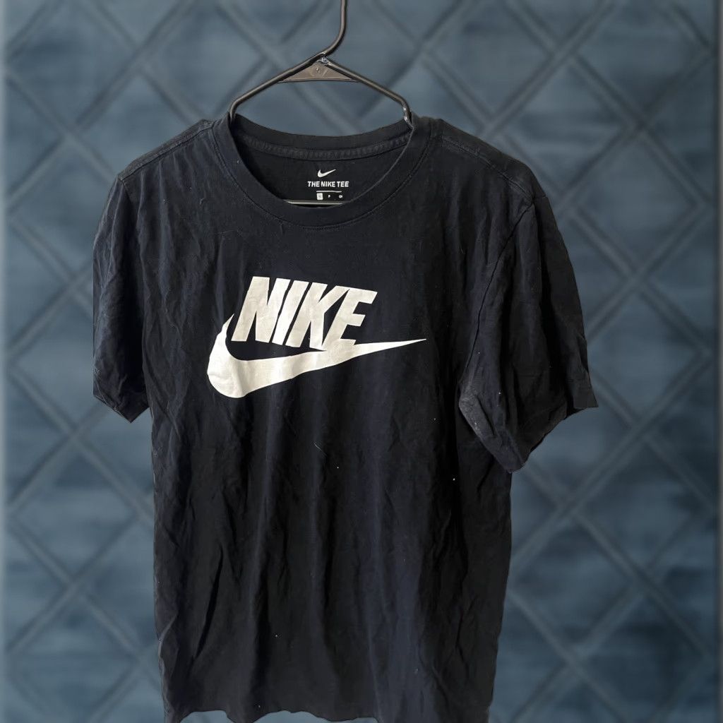 Nike Nike Tee Dri-Fit Graphic T shirt Mens Small Black Athletic Logo Short Sleeve Crew Neck Nike Elite Performance Sports Size US S / EU 44-46 / 1 - 1 Thumbnail