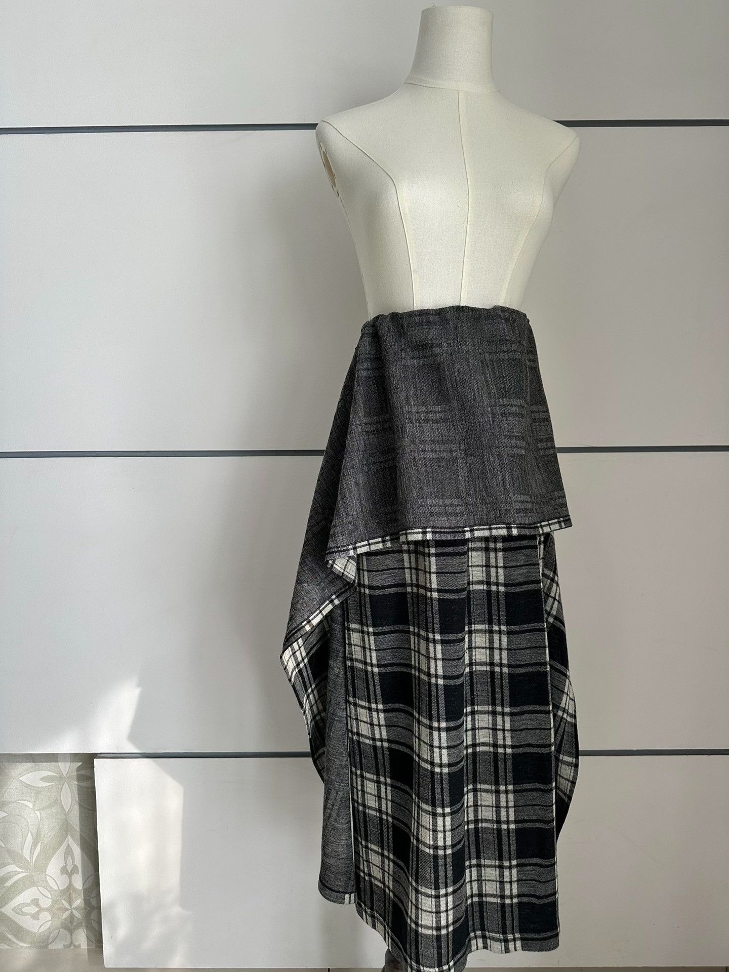 Comme des Garcons Comme des Garcons sizeF TRICOT waistbanded checkered long d Size 28" / US 6 / IT 42 - 6 Thumbnail