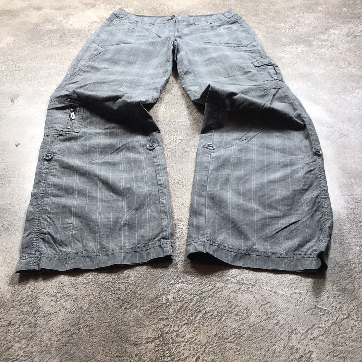 Vintage Y2K Baggy Cargo Pants Distressed Thrashed Skate Grunge 30 Size 30" / US 8 / IT 44 - 1 Thumbnail