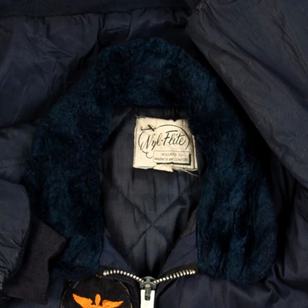 Vintage VINTAGE Sherpa Collared Aircraft Bomber Jacket Navy Blue M Men's Wool? Nylon? (Note: Original includes Nylon shell, Polyester lining) Size US M / EU 48-50 / 2 - 7 Thumbnail